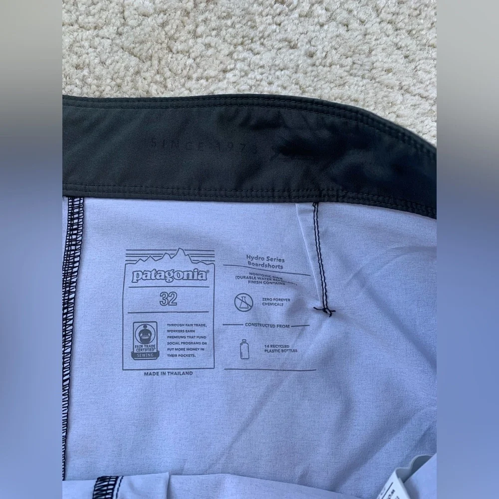 Patagonia Mens Size 32 Men's Hydropeak Series Boardshorts 21